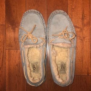 AUTHENTIC UGG slippers❄️⚪️🥶